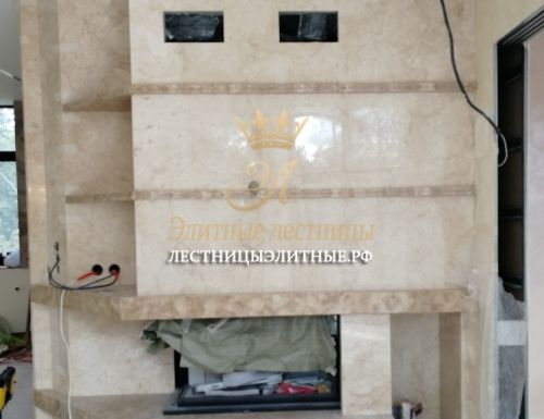 Облицовка камина и стены до потолка, «Янтарный Бор»