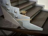 Лестница на косоуре со стеклянным ограждением — фото 33
